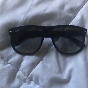 Ray Ban “the boyfriends”